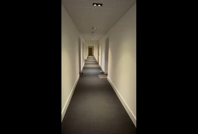For sharing room Main Photo