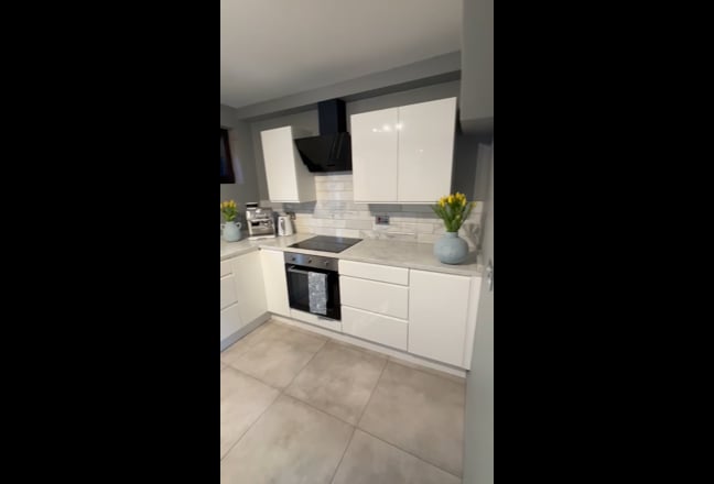 Double Room to Rent Isleworth Main Photo