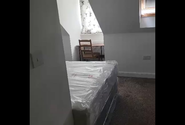 Double Rooms available in DA1 Dartford, Kent Main Photo