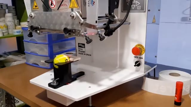 InnoPrinter MK3 heat press printing on tennis balls