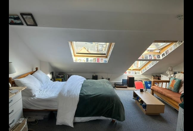Prime Hammersmith Location Large Double Room! Main Photo