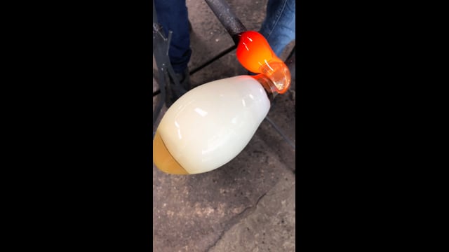 Par de Vasos 54 e 55 MS Fenício Branco Leitoso