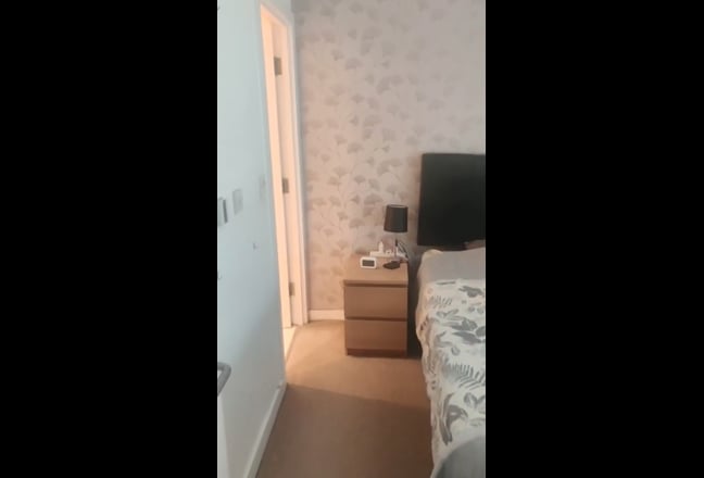 En-suite room available from 19 July- Castlefield Main Photo