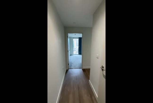 Double room available in the heart of cardiff Main Photo
