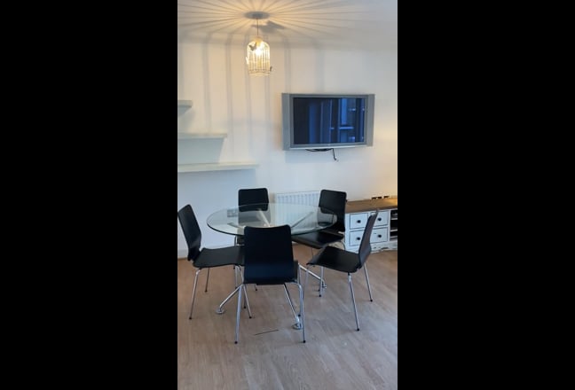 2 double bed, 2 bath flat in heart of Shoreditch Main Photo
