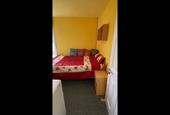 Video 1: Bedroom 