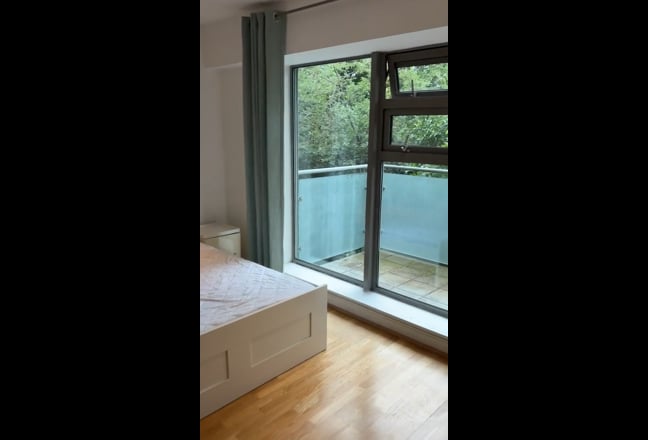 Huge Luxury Double Room***Private Balcony***River Main Photo
