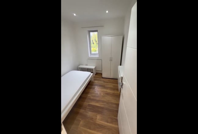 Spacious Single Room to Let Near Wembley Park   Main Photo