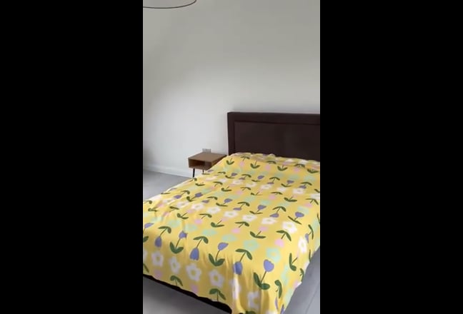 Luxury loft conversion with own en-suite  Main Photo