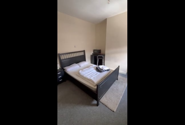 4 Bed House - Near NEC, Heartland Hospital, Swan Main Photo