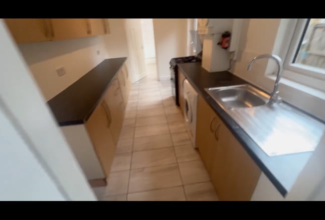 4 Bed Lovely House, White Hart Lane/Tottenham Main Photo