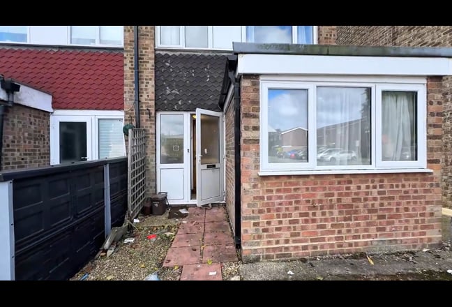 Fantastic 6 bed Student House  Surbiton  Main Photo