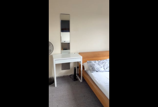 Double room available immediately &pound;750 Main Photo
