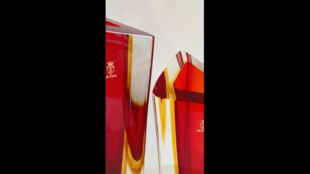 Vaso Triangular nº 1 Bicolor Vermelho com Âmbar