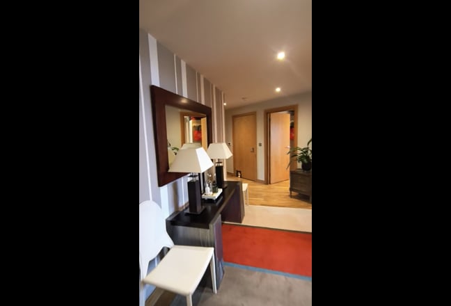 Modern Riverside Apartment Fish Island E3 Main Photo