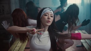 MEOVV 'HIT 'EM' PERFORMANCE VIDEO