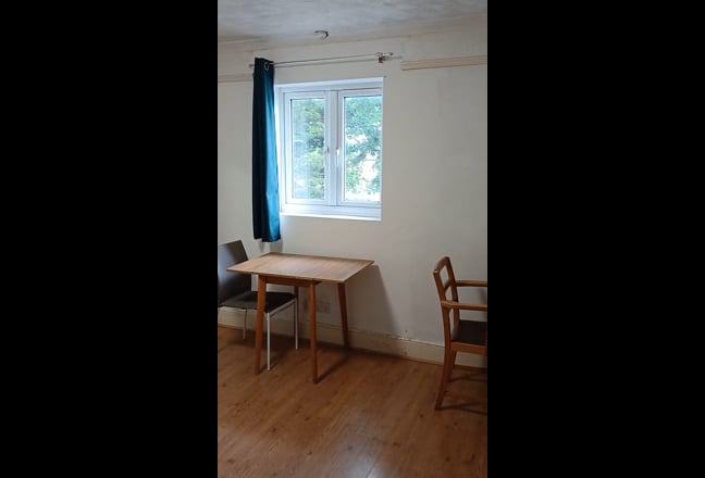Extra large room near north station all inclusive  Main Photo