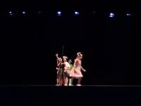 Doble representació final de extraescolar de teatre de l'escola Empúries