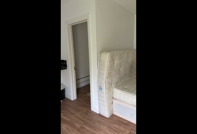 Double room  in harrow Ha3  Main Photo