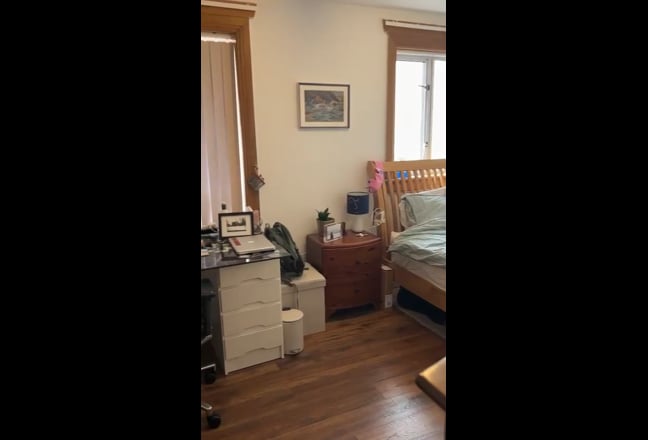 Room for rent Main Photo