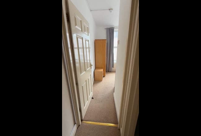 Video 1: Room 