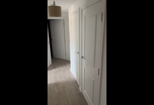 Large double room with balcony  Main Photo