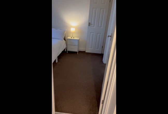 Two en suite Double Rooms available  Main Photo