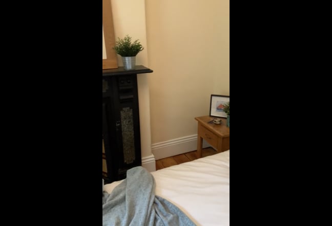 Large double room in fabulous Victorian  house Main Photo