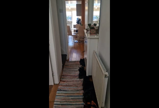 🌞 Bright Double Room-easy reach Canary W/Plaistow Main Photo
