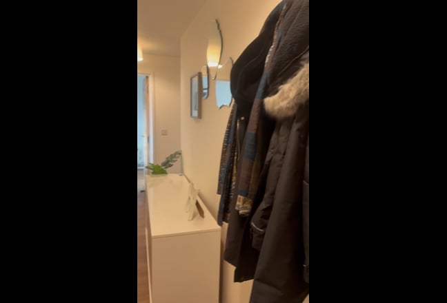 Bright & Cozy Room with Excellent Transport Links Main Photo