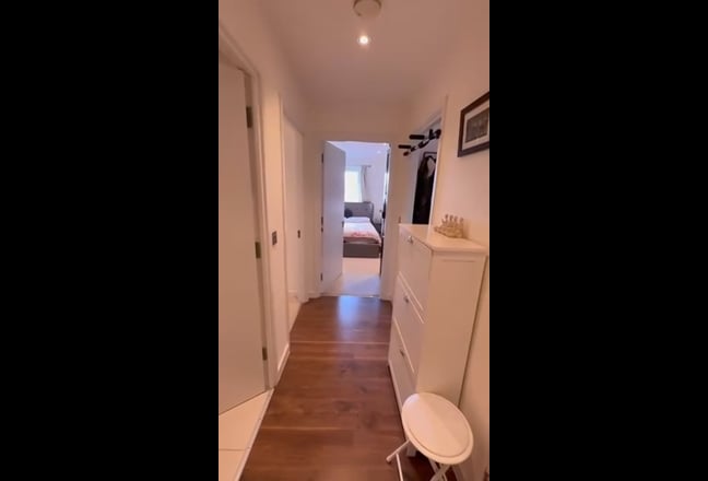 Ensuite Room in Canary Wharf – &pound;1,500 Main Photo