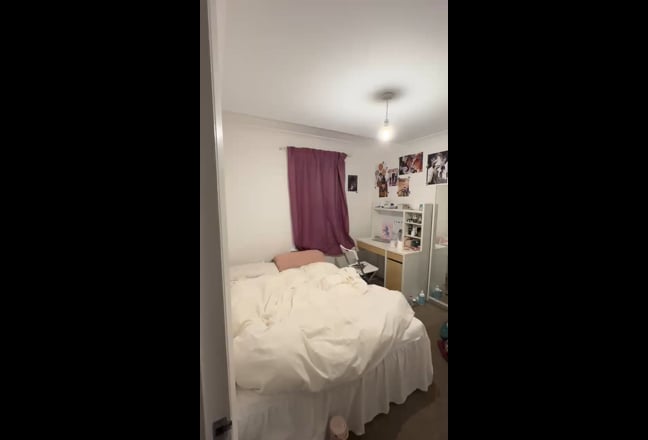 Plaistow spacious double room 750per month Main Photo