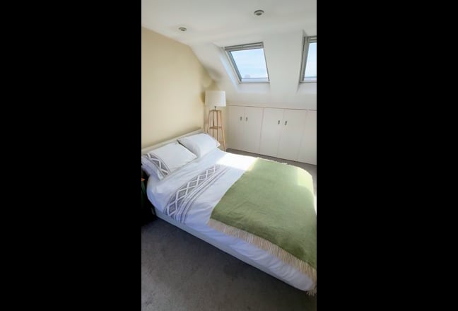 BIG double room with ensuite in a beautiful flat!  Main Photo