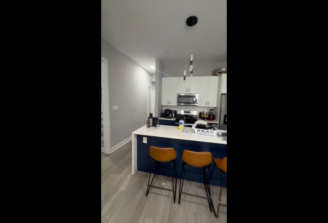 Renovated (2023)4 Bed / 3 Bath | Internet Included Main Photo