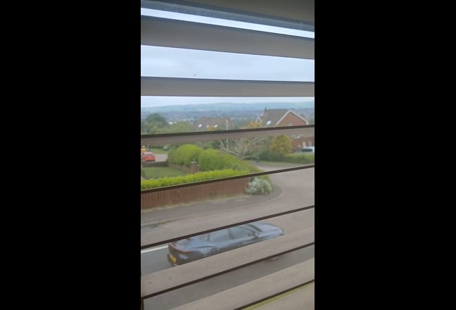 Double room Newtownabbey Main Photo