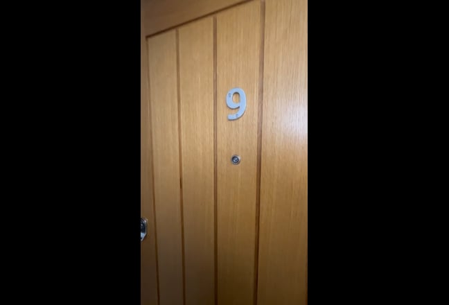 Renovated bedroom in a 2-person flat in Leyton Main Photo