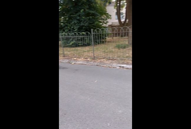 Large Double Bedroom, Cleaning Service Included  Main Photo
