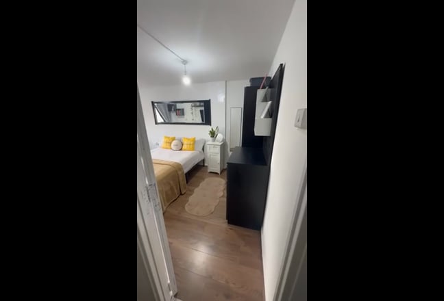 Room Main Photo