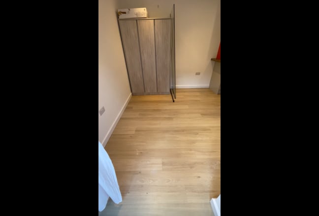 Studio Room to rent in East Ham.  Main Photo