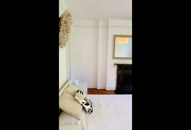 Huge bedroom with 2 wardrobes & great view for 1 Main Photo