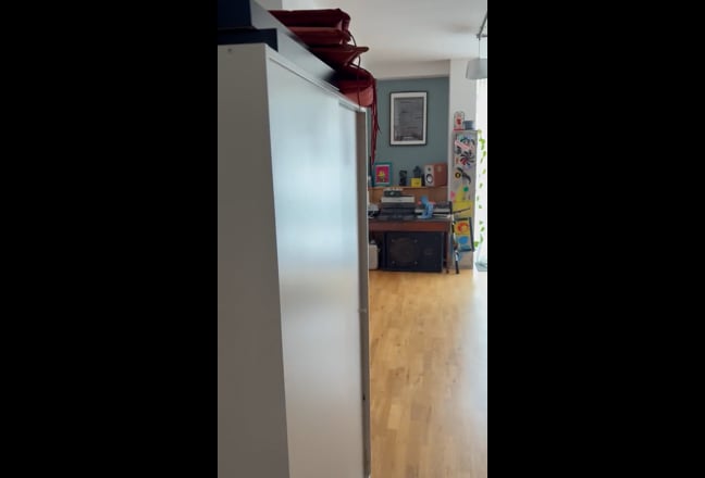 Exceptionally Large Double Room in Central Bristol Main Photo