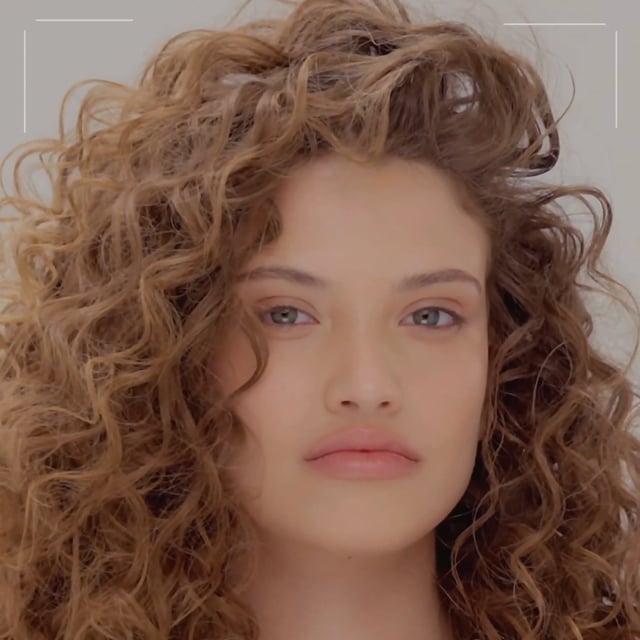 Volume Curls - Biotop Professional tutorial video