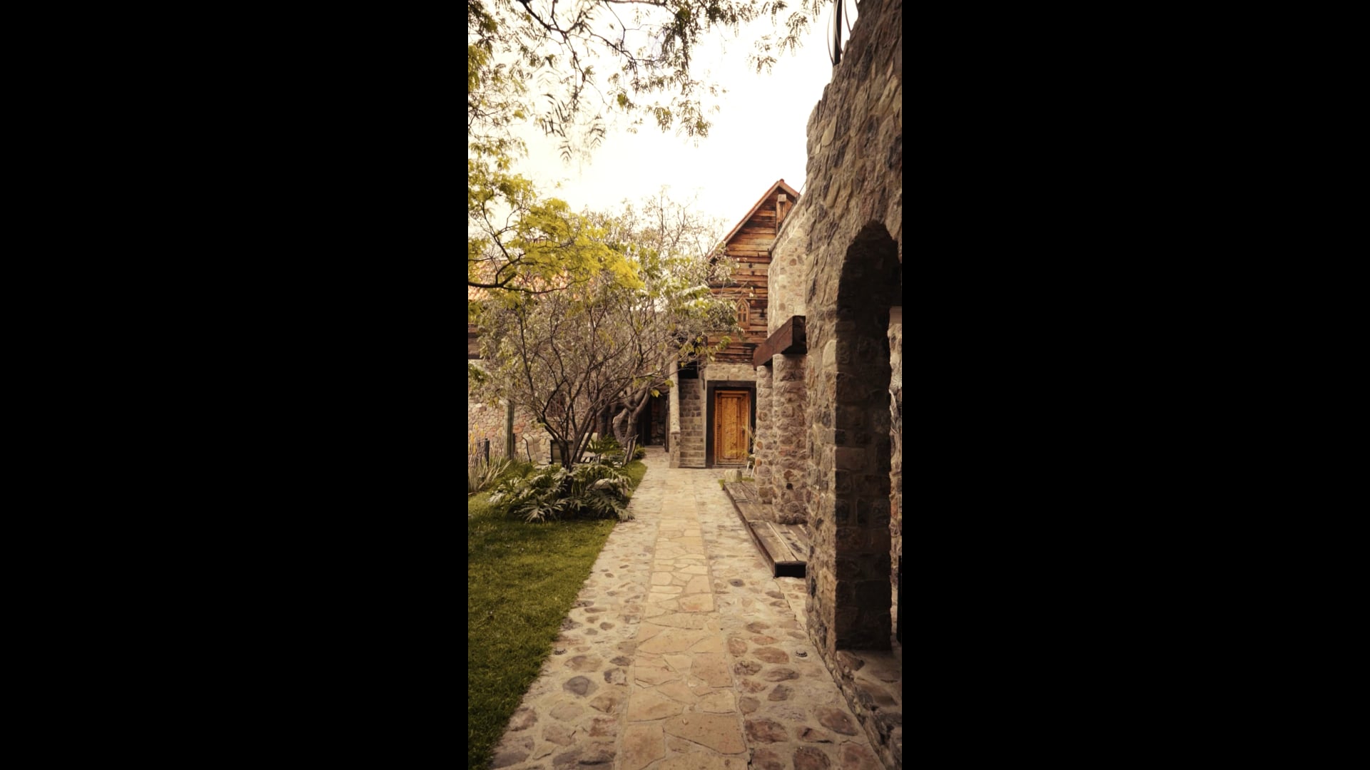 Cabañas Hotel de Piedra
