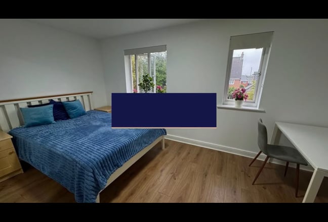  ✨Large  Double Room  to  Rent  –  LS10 ✨
 Main Photo