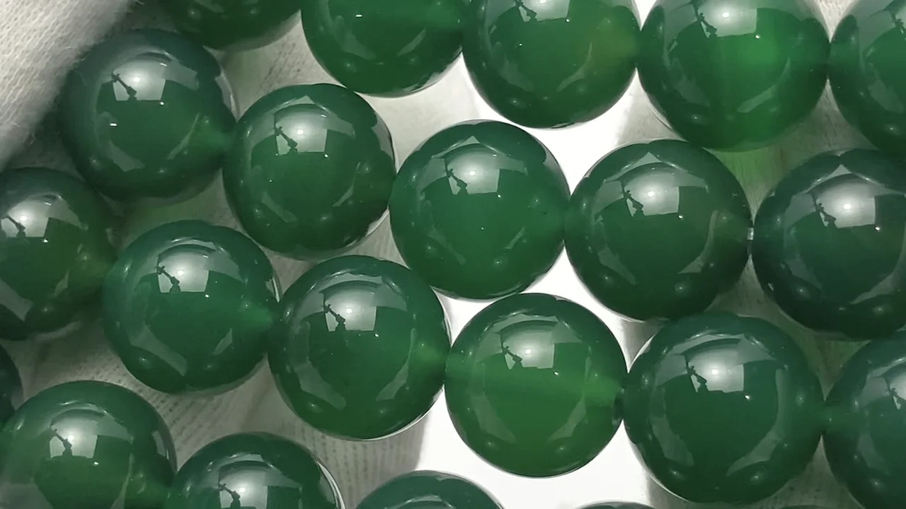 グリーンオニキス ラウンド16mm 1連｜天然石ビーズの卸問屋・通販