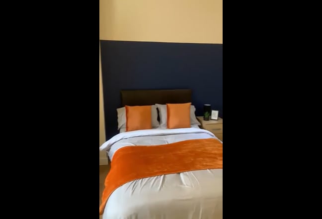 🚨Extra Large En-Suite Double Room - Bills Inc🚨 Main Photo