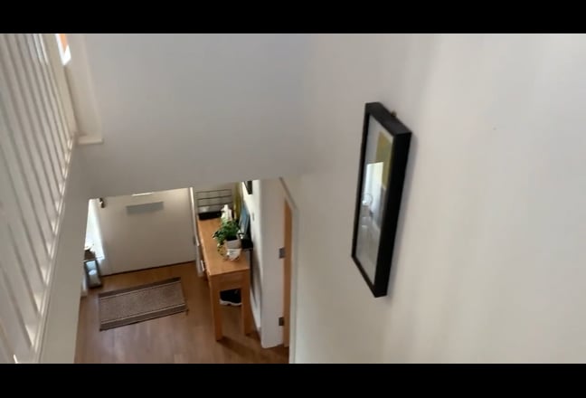 Video 1: Room (double)
