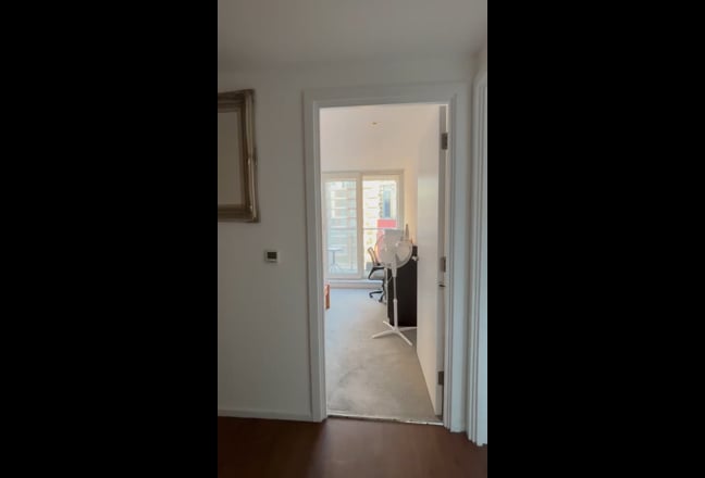 Flatmate required for a room with balcony in 2B2B Main Photo