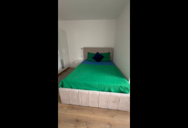 2 Double Bedrooms Main Photo
