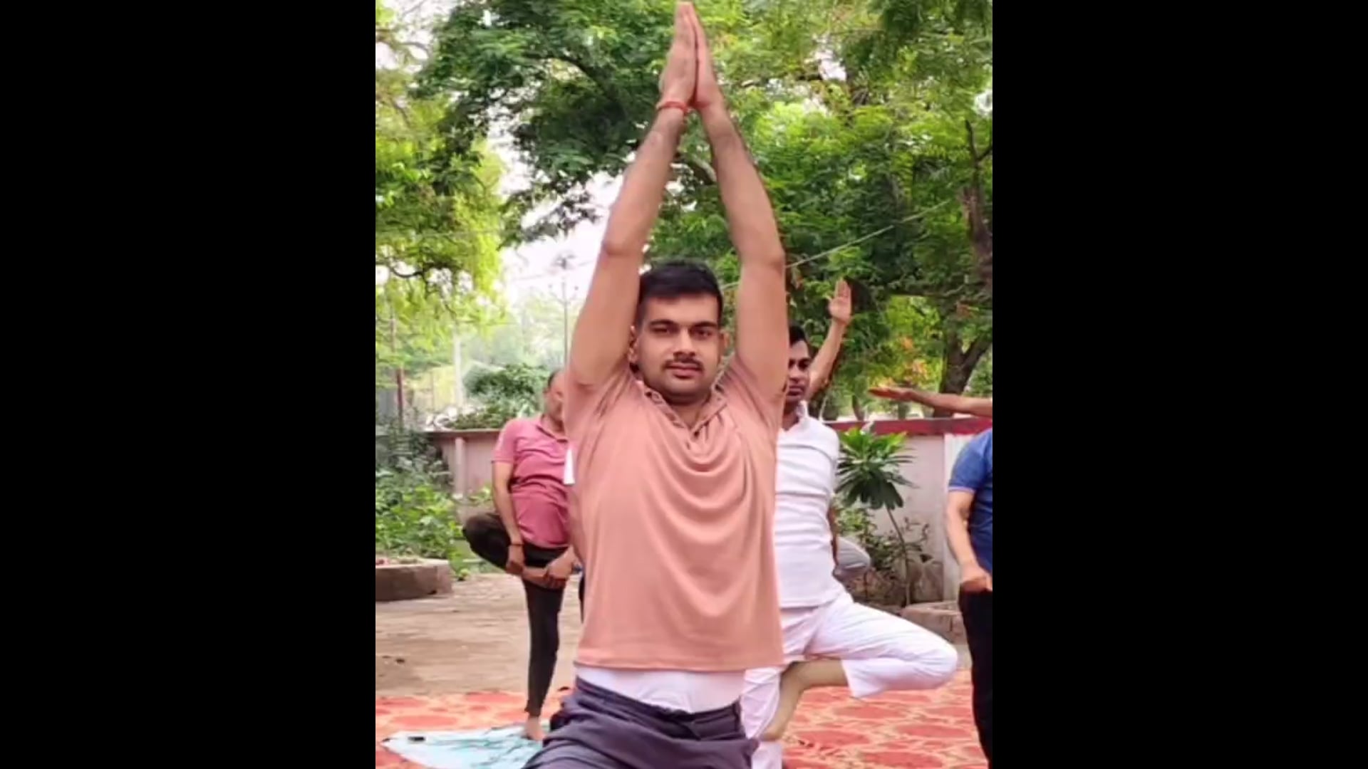 MANT-अंतर्राष्ट्रीय योग दिवस पर, थाना सुरीर में हुआ, सामूहिक योगाभ्यास,,